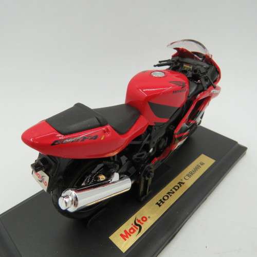 Maisto Honda CBR 600 F 4i die-cast motorcycle - Scale 1/18 in box