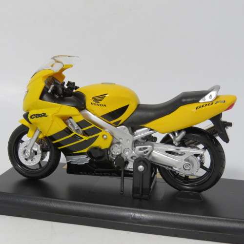 Maisto Honda CBR 600 F4 die-cast motorcycle - Scale 1/18 in box