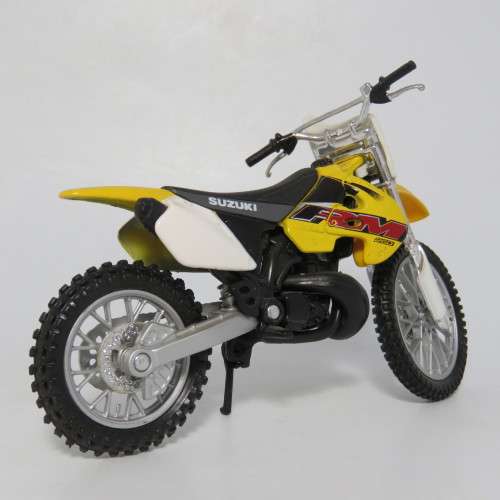 Maisto Suzuki RM250 dirt bike die-cast motorcycle - scale