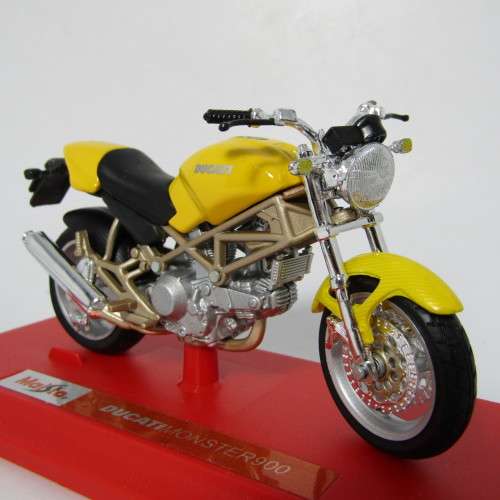 Maisto Ducati Monster 900 die-cast motorcycle - scale 1/18 in box