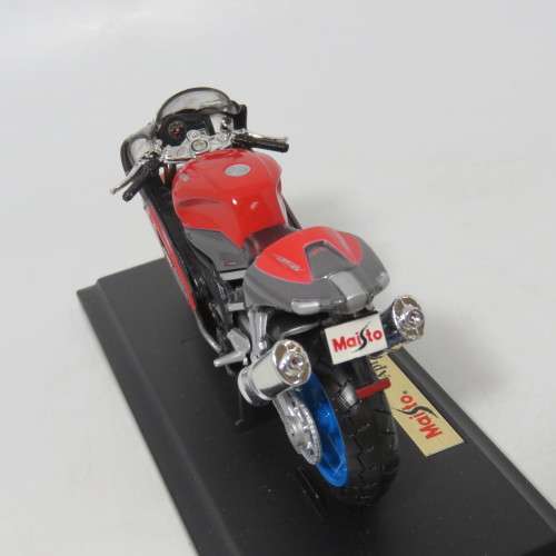 Maisto 2006 Aprilia RSV 1000 R die-cast motorcycle - Scale 1/18 in box