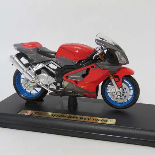 Maisto 2006 Aprilia RSV 1000 R die-cast motorcycle - Scale 1/18 in box