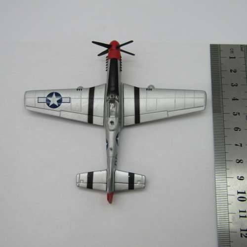 P-51 D Mustang die-cast plane- QP-O 473108