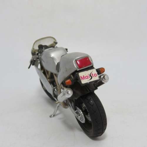 Maisto Ducati model motorcycle - Scale