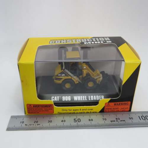 Norscot Construction Mini`s CAT 906 wheel loader model - Scale 1/87