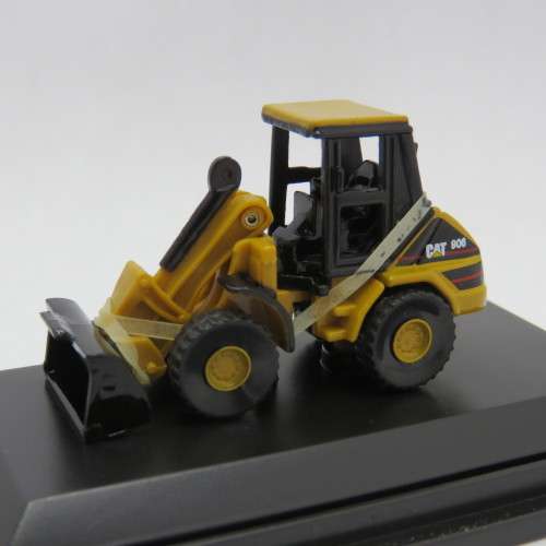 Norscot Construction Mini`s CAT 906 wheel loader model - Scale 1/87