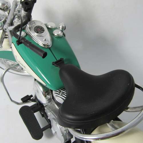 NewRay Indian Chief model motorcycle - die-cast and plastic - scale 1/6