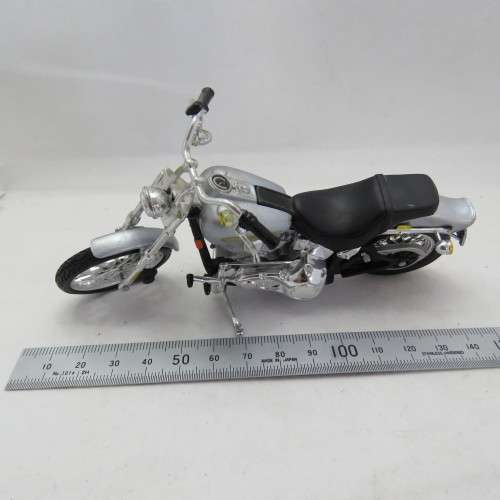 Maisto Harley Davidson softail model motorcycle - Scale 1/18