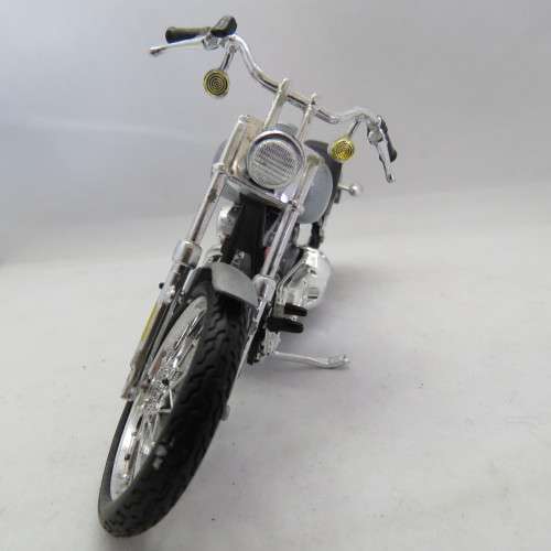 Maisto Harley Davidson softail model motorcycle - Scale 1/18