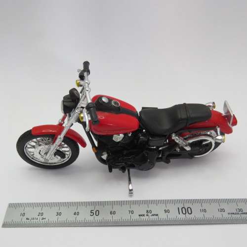 Maisto Harley Davidson Super glide sport model motorcycle - Scale 1/18