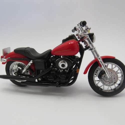 Maisto Harley Davidson Super glide sport model motorcycle - Scale 1/18