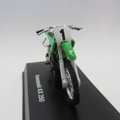 NewRay Kawasaki KX 250 dirt bike model motorcycle in case - Scale 1/32