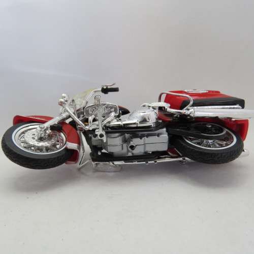 Maisto Harley Davidson Road King model motorcycle - Scale 1/18