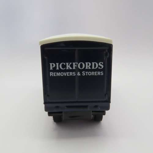 Days Gone Lledo 1937 Scammell truck - Pickfords - Issue 10