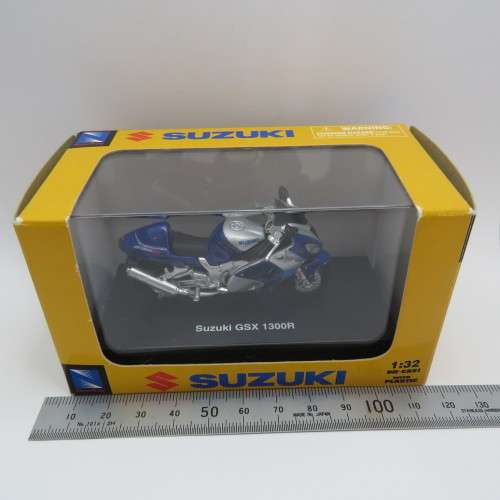 NewRay Suzuki GSX 1300R model motorcycle in case - Scale 1/32