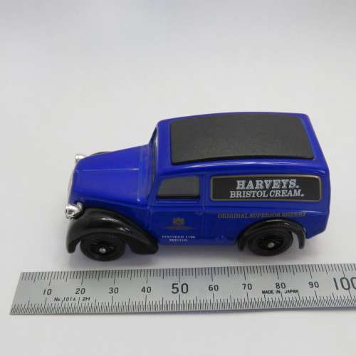 Days Gone Lledo Morris Z van - Harveys Bristol cream - Issue 30
