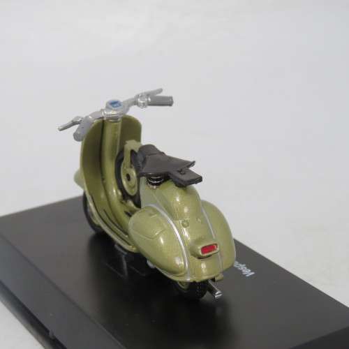 NewRay 1952 Vespa 125 6 Giorni model motorcycle in case - Scale 1/32
