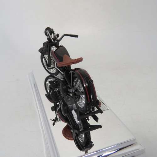 Maisto 1928 Harley Davidson JDH Twin Cam model motorcycle - Scale 1/18 in box