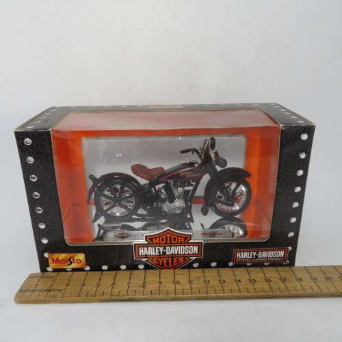 Maisto 1928 Harley Davidson JDH Twin Cam model motorcycle - Scale 1/18 in box