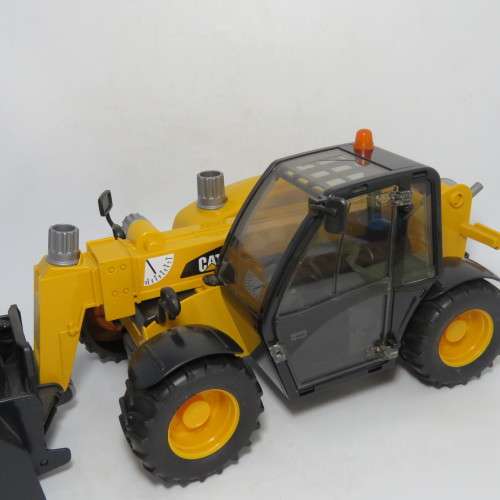 2008 Bruder CAT telehandler 1776/01 - Plastic - Scale 1/16