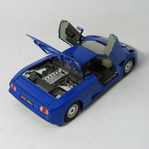 Bburago 1991 Bugatti 110 EB model car - scale 1/24