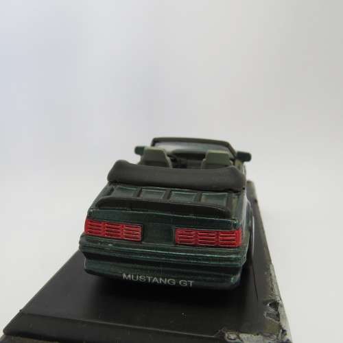NewRay 1989 Ford Mustang GT Convertible model car - Scale 1/43