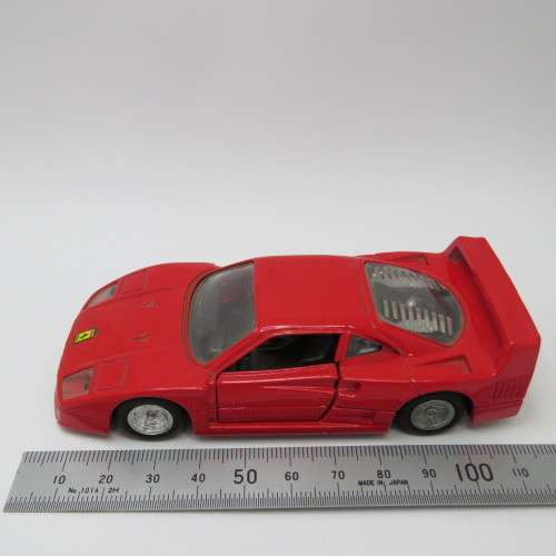 MC Toy Ferrari F40 model car - Scale 1/39 - Pull back action