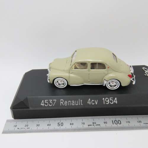Solido 1954 Renault 4CV die-cast model car - Scale 1/43