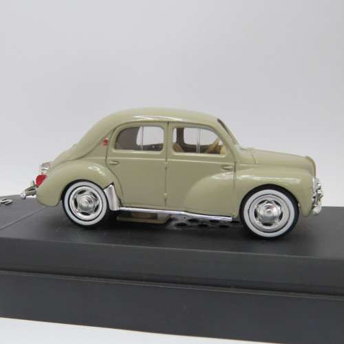 Solido 1954 Renault 4CV die-cast model car - Scale 1/43