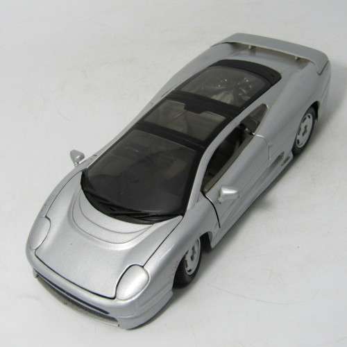 Maisto Jaguar XJ220 model car - scale 1/24