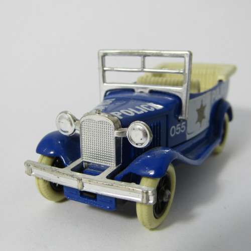 Lledo Days Gone DG9 Ford Model A police car model
