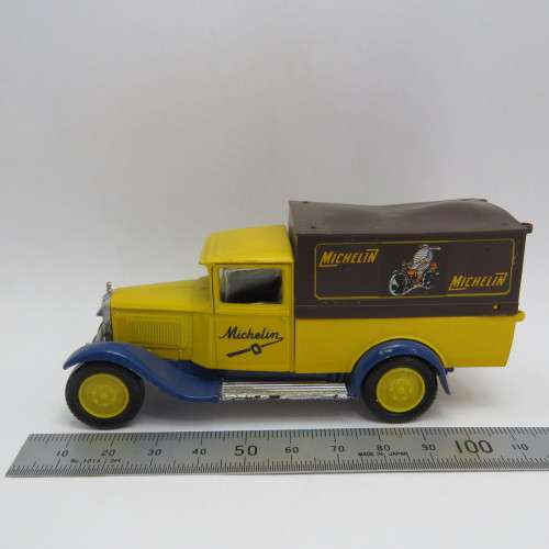 Solido 1930 Citroen C4F delivery van - Michelin tyres - Scale 1/43