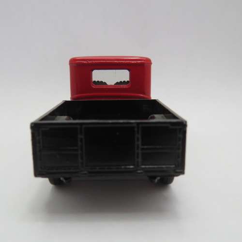 Eligor 1932 Ford Pickup truck model car - Scale 1/43