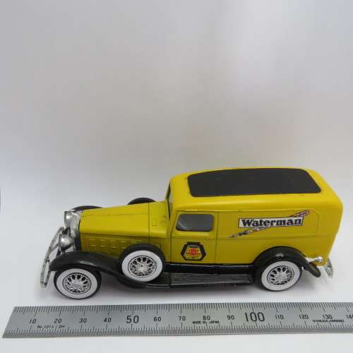 Solido 1931 Cadillac V16 Waterman delivery van - Scale 1/43