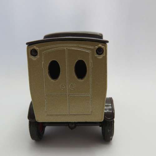 Matchbox 1912 Ford Model T - Motor 100 Silverstone circuit - Models of Yesteryear