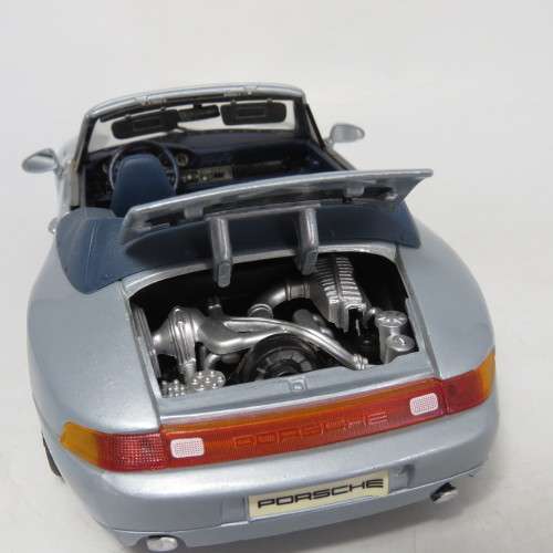Maisto 1994 Porsche 911 Carrera Cabriolet die-cast model car - Scale 1/18