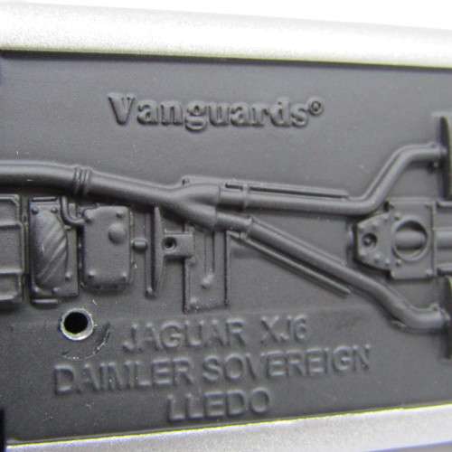 Lledo Vanguards Jaguar XJ6 Diamler Sovereign die-cast model car - scale 1/43