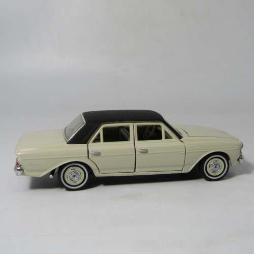 Franklin Mint Precision models AMC Rambler 660 die-cast model car - scale 1/43