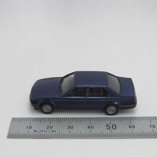 Herpa BMW 735i plastic model car - HO scale 1/87