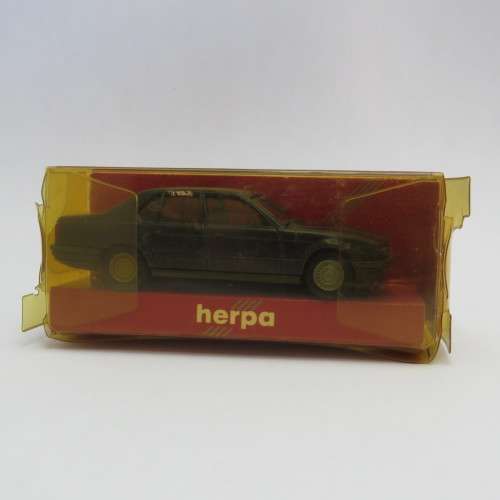 Herpa BMW 735i plastic model car - HO scale 1/87
