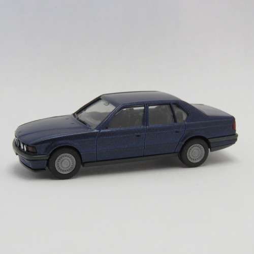 Herpa BMW 735i plastic model car - HO scale 1/87