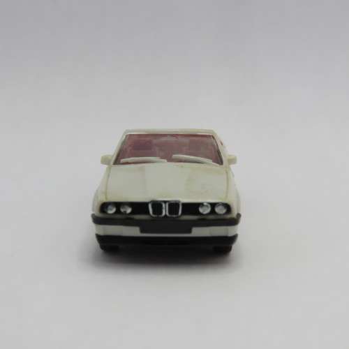 Herpa 2059 BMW 325i convertible plastic model car - HO scale 1/87