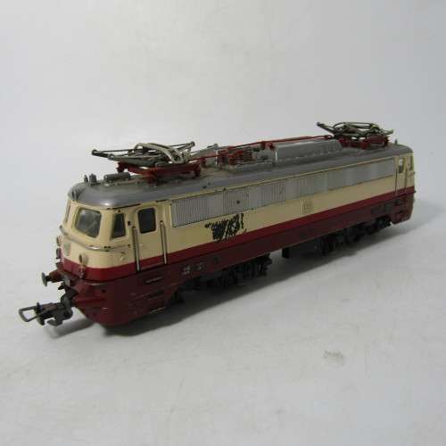 Fleischmann DB 112-310-8 Electric train engine - HO scale - with display tracks