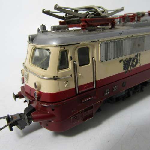 Fleischmann DB 112-310-8 Electric train engine - HO scale - with display tracks