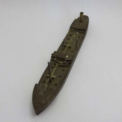 Vintage brass ship model - Marked 6R/16