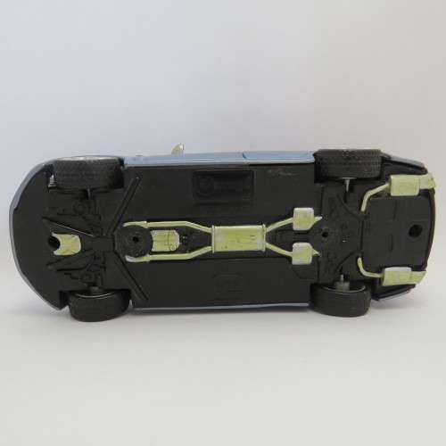 Bburago Jaguar XF model car - Scale