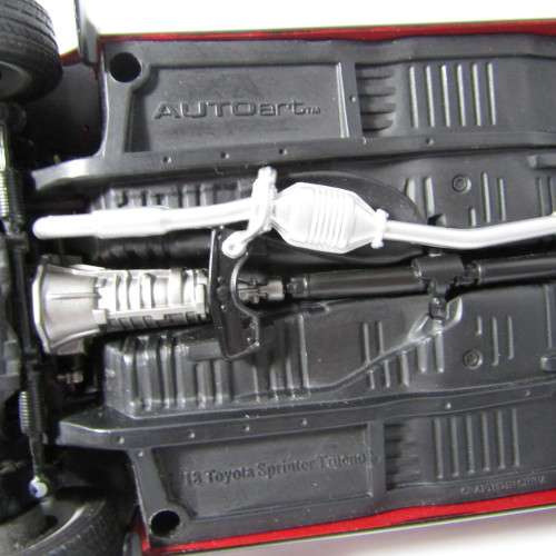 AutoArt Toyota Sprinter Trueno die-cast model car - scale 1/18