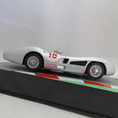 Formula 1 Mercedes W196 - 1955 model car - #18 Juan Manuel Fangio - Scale 1/43