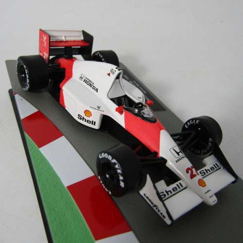 Formula 1 McLaren MP b - 1990 model car Ayrton Senna - scale 1/43