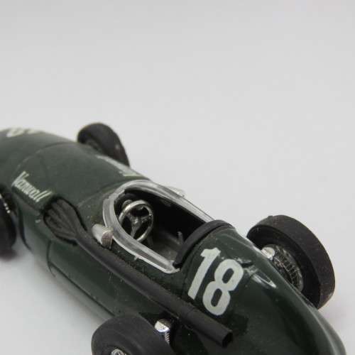 Brumm Vanwall Formula 1 racing model car #18 Moss - Scale 1/43